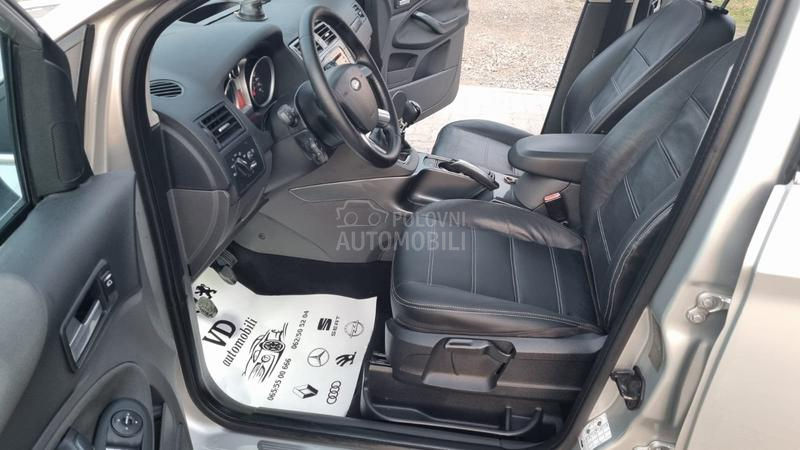 Ford Kuga P.A.N.O.R.A.M.A