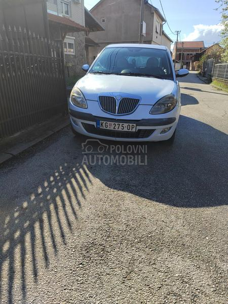 Lancia Ypsilon 