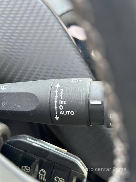 Peugeot 2008 N O V , N O V