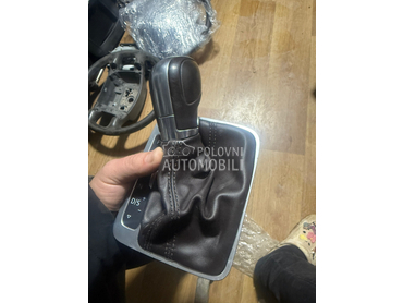 Ručica menjača za Volkswagen Touareg od 2010. do 2015. god.