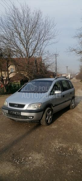 Opel Zafira 