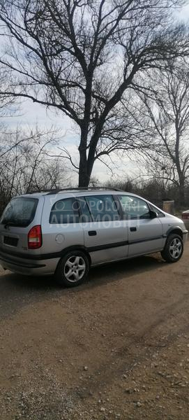 Opel Zafira 