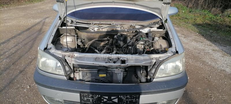 Opel Zafira 