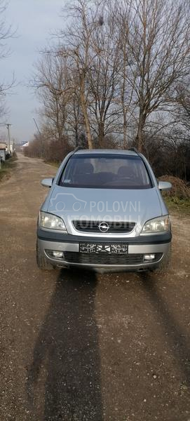 Opel Zafira 