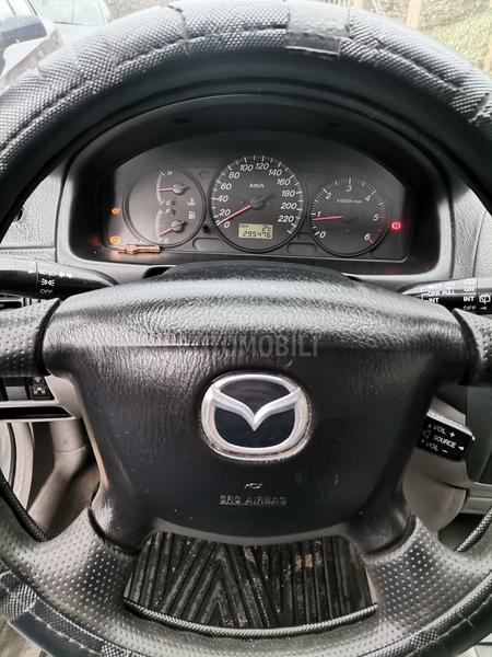 Mazda 323 