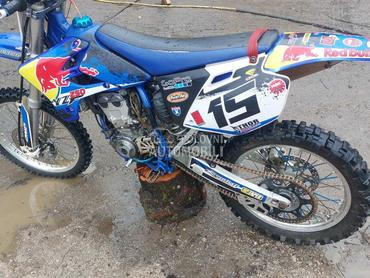 Yamaha yzf250