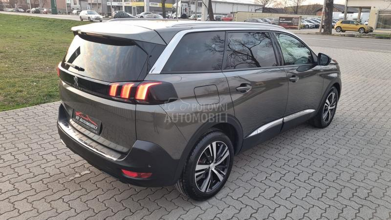 Peugeot 5008 ALLURE