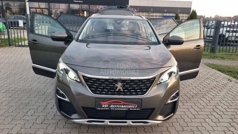Peugeot 5008 ALLURE