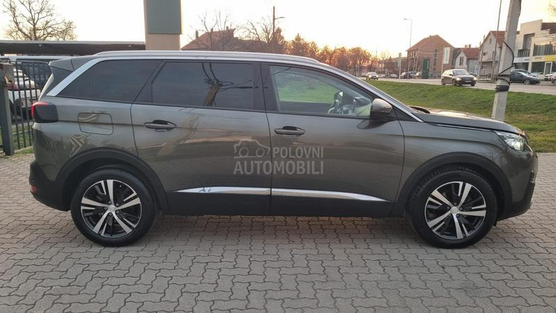 Peugeot 5008 ALLURE