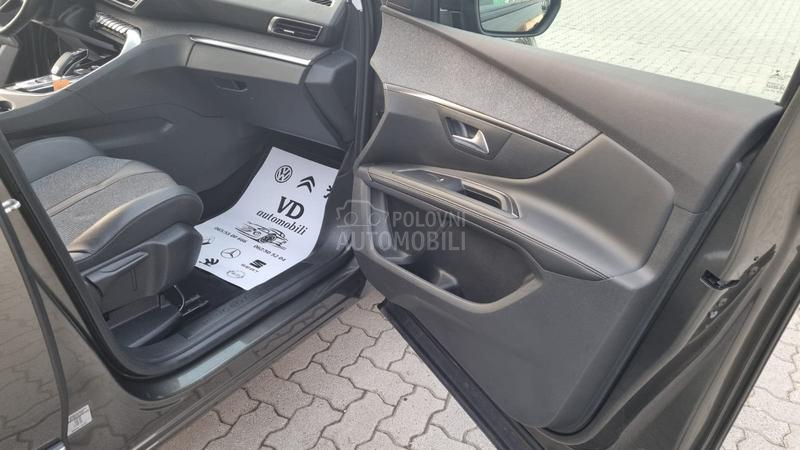 Peugeot 5008 ALLURE