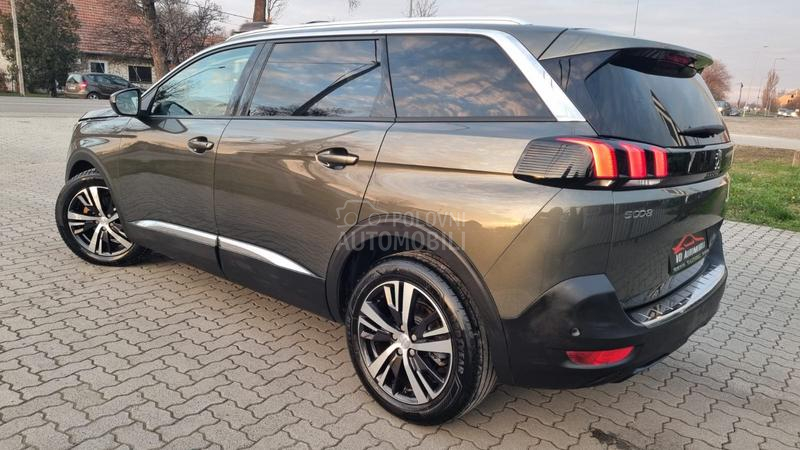 Peugeot 5008 ALLURE