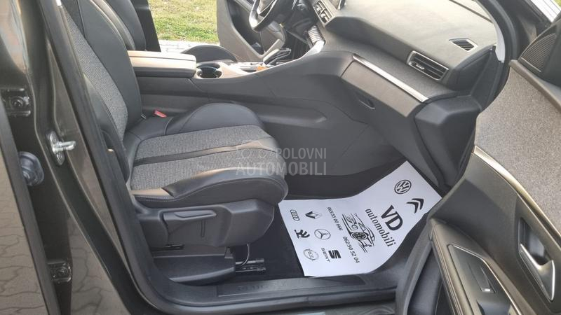 Peugeot 5008 ALLURE