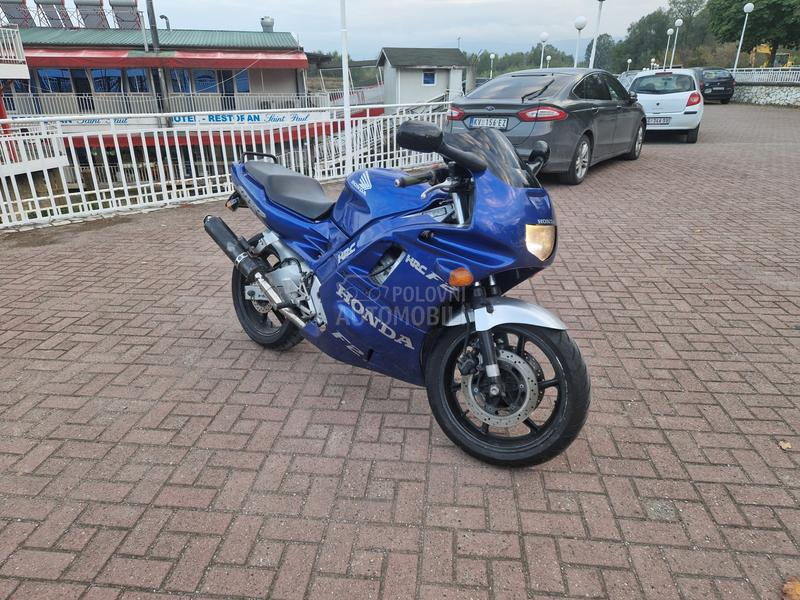 Honda Cbr F2