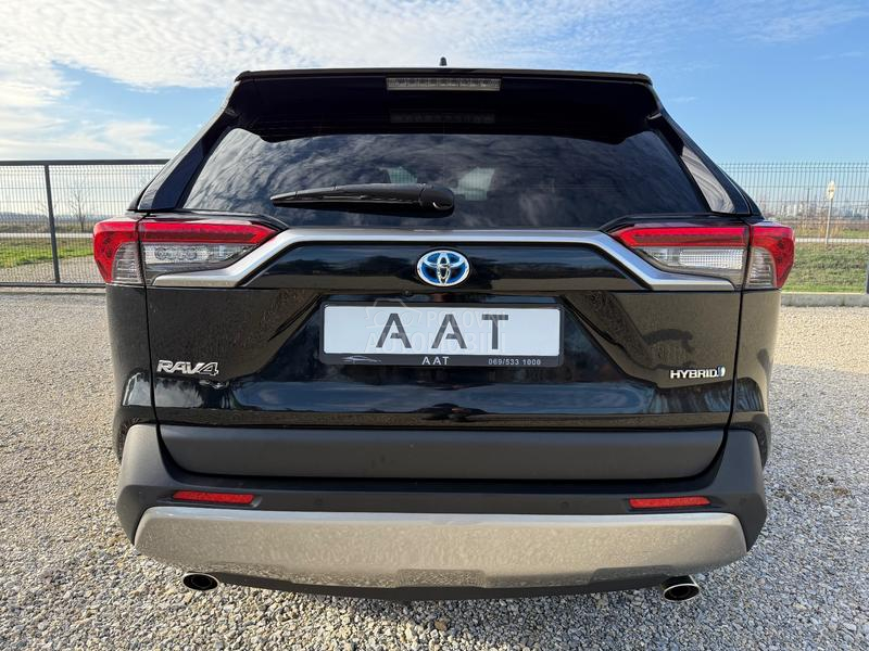 Toyota RAV 4 4x4//HIBRID//KAM
