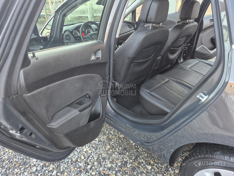 Opel Astra J 1.4 SportsTourer