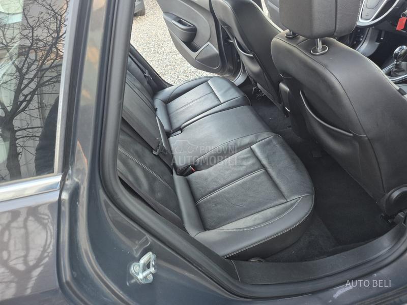 Opel Astra J 1.4 SportsTourer