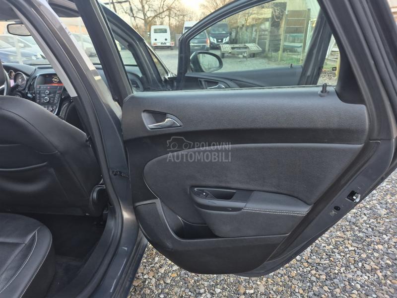 Opel Astra J 1.4 SportsTourer