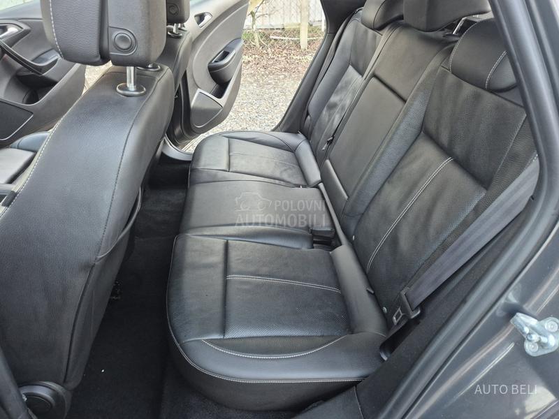 Opel Astra J 1.4 SportsTourer