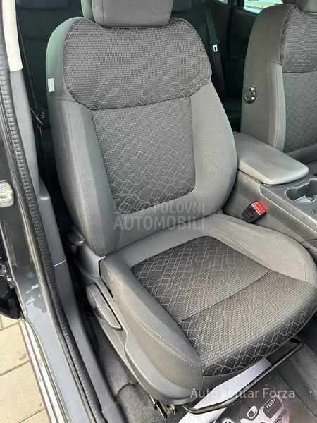 Peugeot 3008 N O V / N A V I