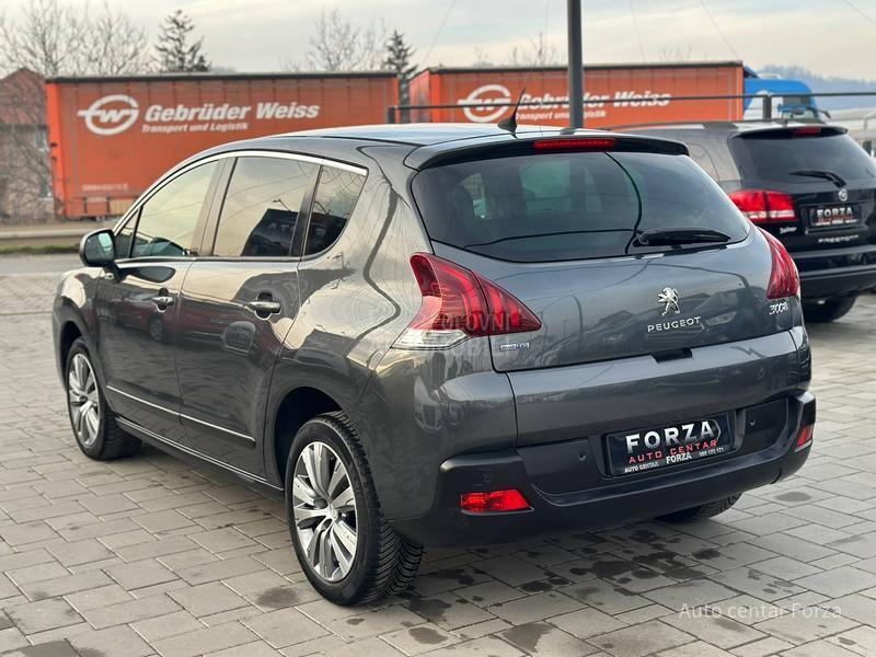 Peugeot 3008 N O V / N A V I