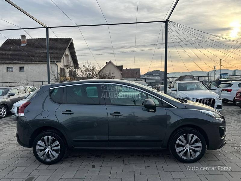 Peugeot 3008 N O V / N A V I