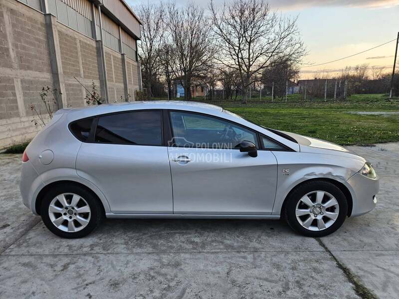 Seat Leon 1.8TSI  STYLE