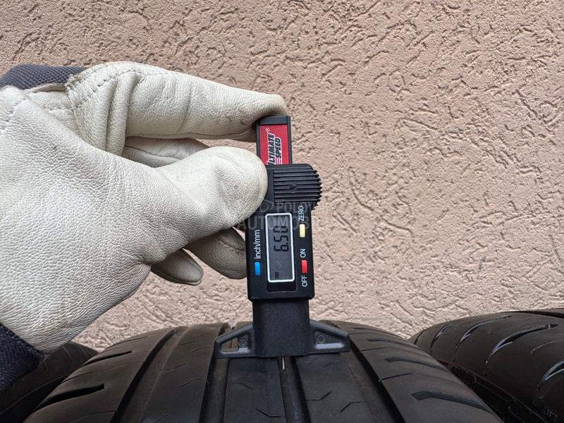 Continental 215/60 R17 Letnja