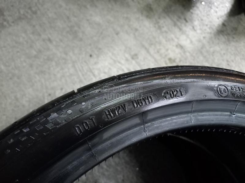 Continental 235/35 R19 Letnja