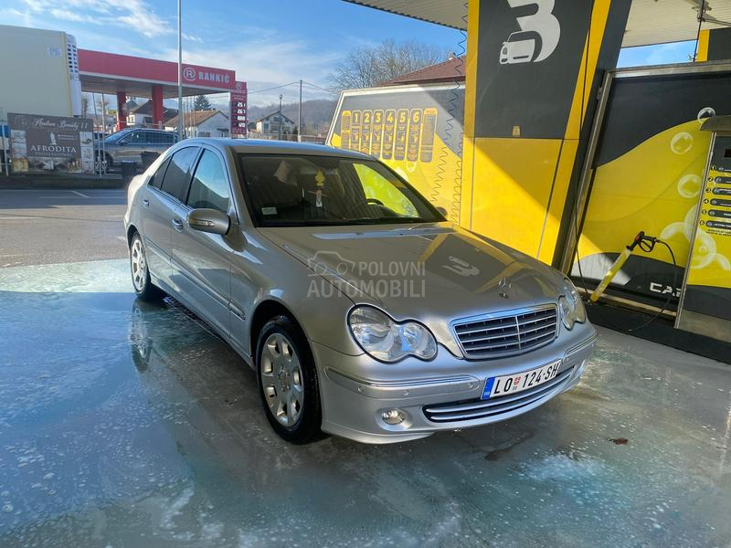 Mercedes Benz C 220 