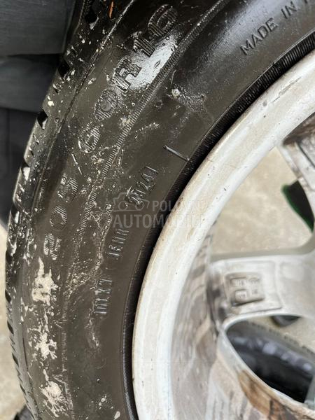 Dunlop 205/60 R16 Zimska