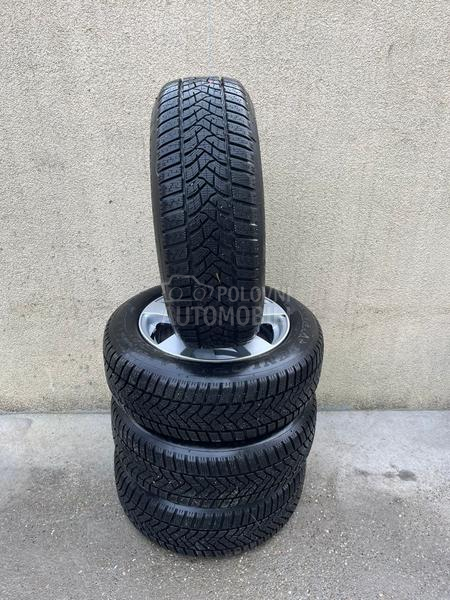 Dunlop 205/60 R16 Zimska