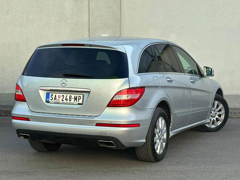 Mercedes Benz R 350 