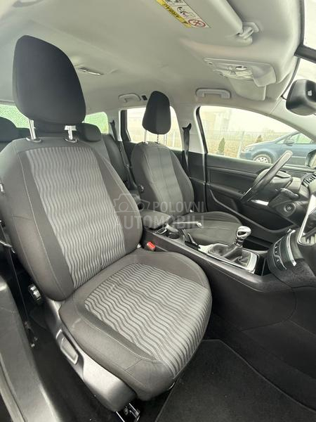 Peugeot 308 1.6HDI/LED