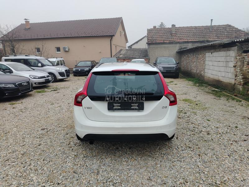Volvo V60 2,0 D3