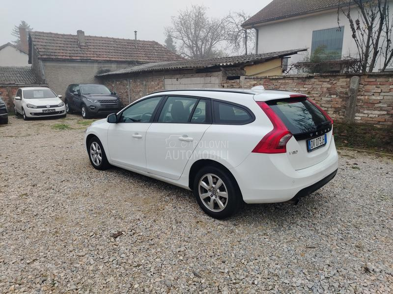 Volvo V60 2,0 D3