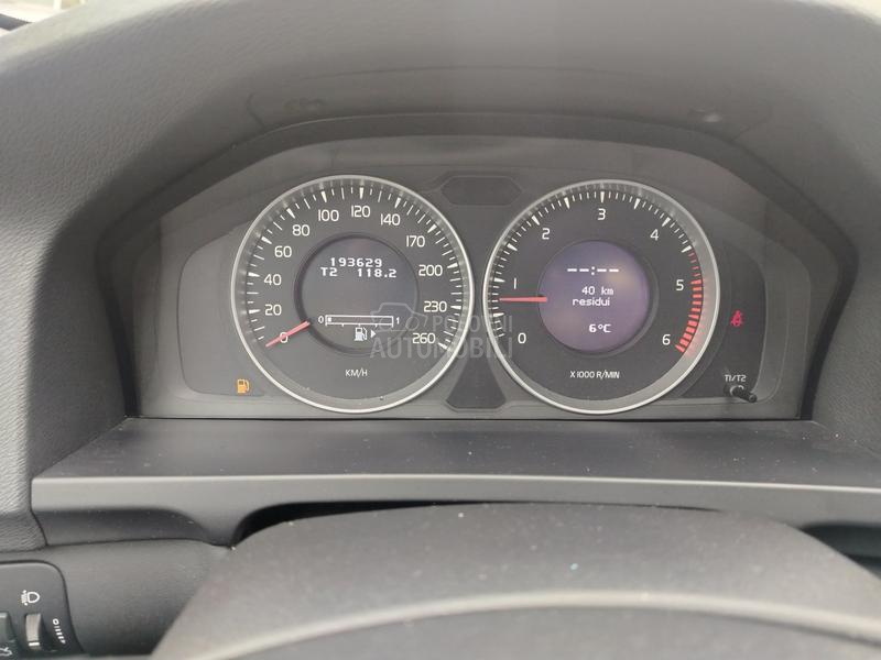 Volvo V60 2,0 D3