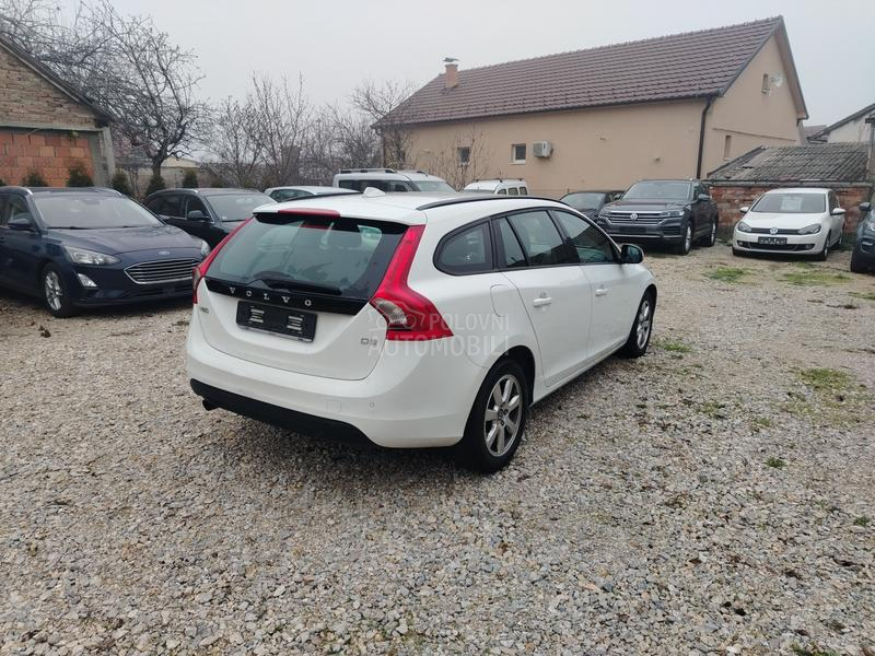 Volvo V60 2,0 D3