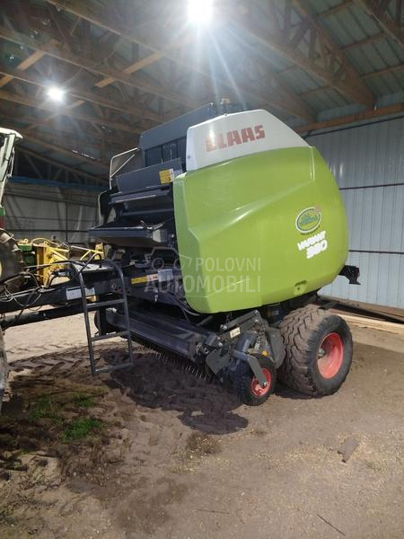Claas Variant 380