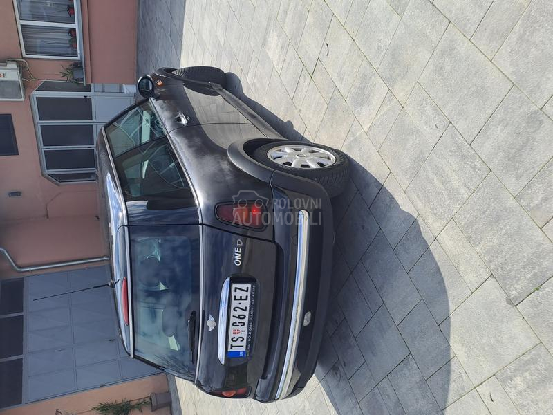 MINI One 