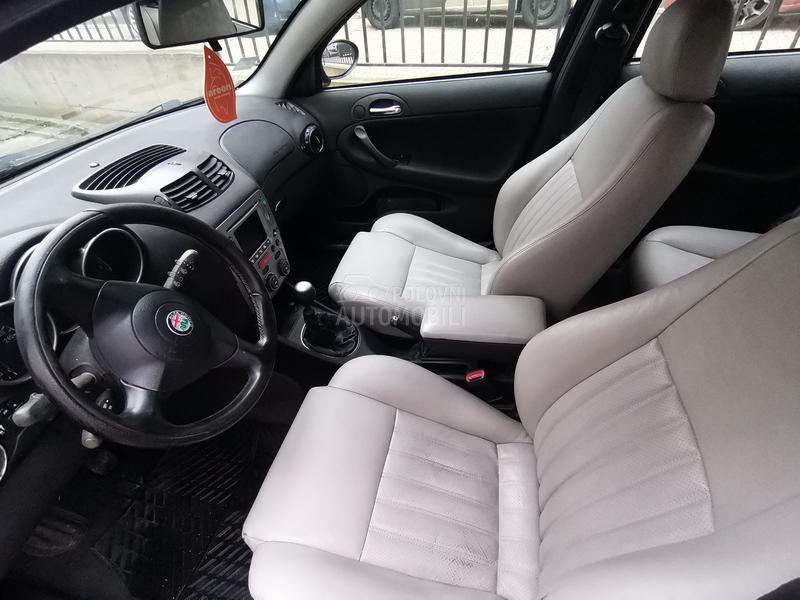 Alfa Romeo 147 vi.di op.is