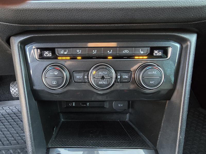 Volkswagen Tiguan R Line   4Motion