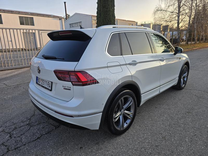 Volkswagen Tiguan R Line   4Motion