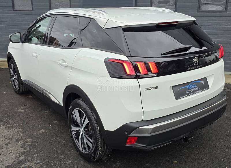 Peugeot 3008 1.5HDI ALLURE