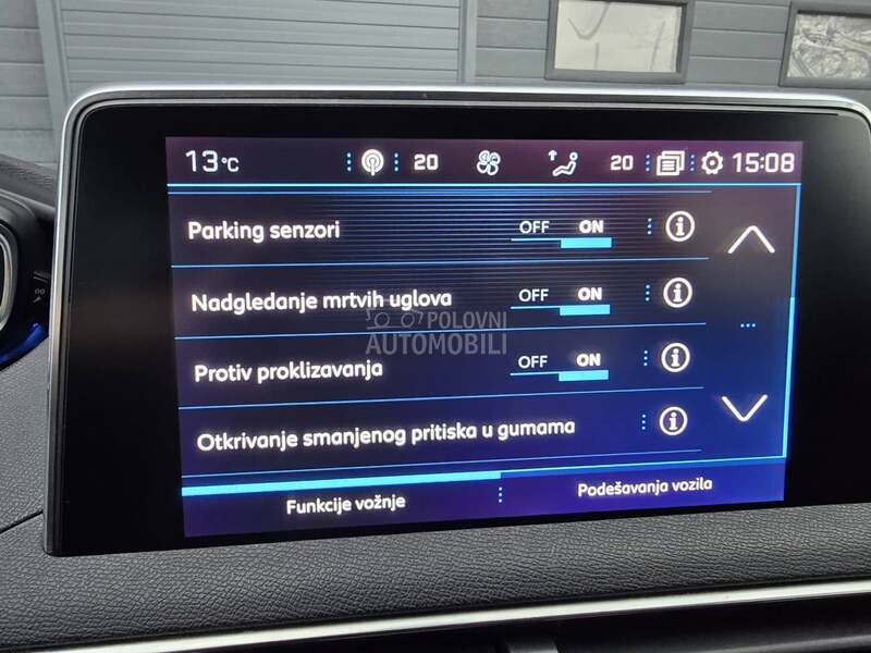 Peugeot 3008 1.5HDI ALLURE