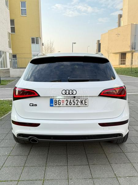 Audi Q5 2.0TDI S-line