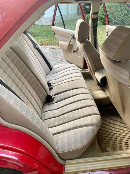 Mercedes Benz 190 190D