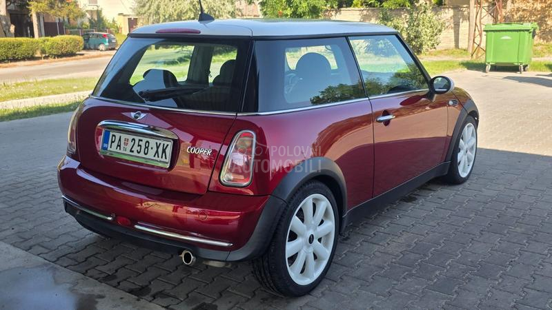 MINI Cooper 1.6i