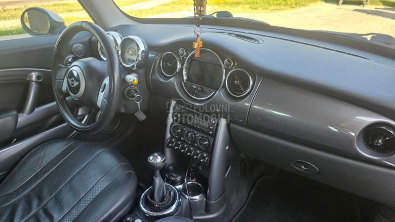 MINI Cooper 1.6i