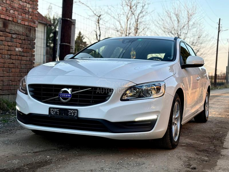 Volvo V60 2.0 D4 190/CH/matik