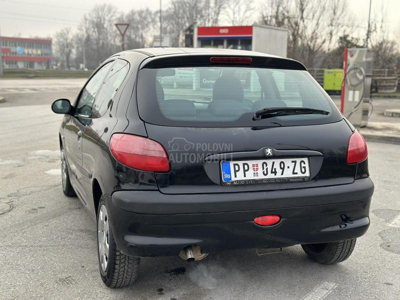 Peugeot 206 